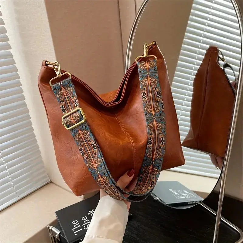 Zephirra Vintage Shoulder Bag | Elegant design | Classic style for every day