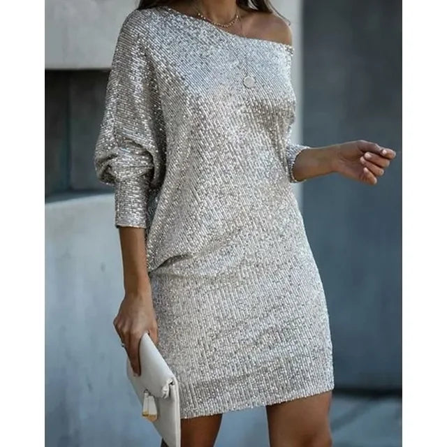 Robe à paillettes GlamLuxe avec éléments contrastés | Élégance et glamour pour les occasions spéciales