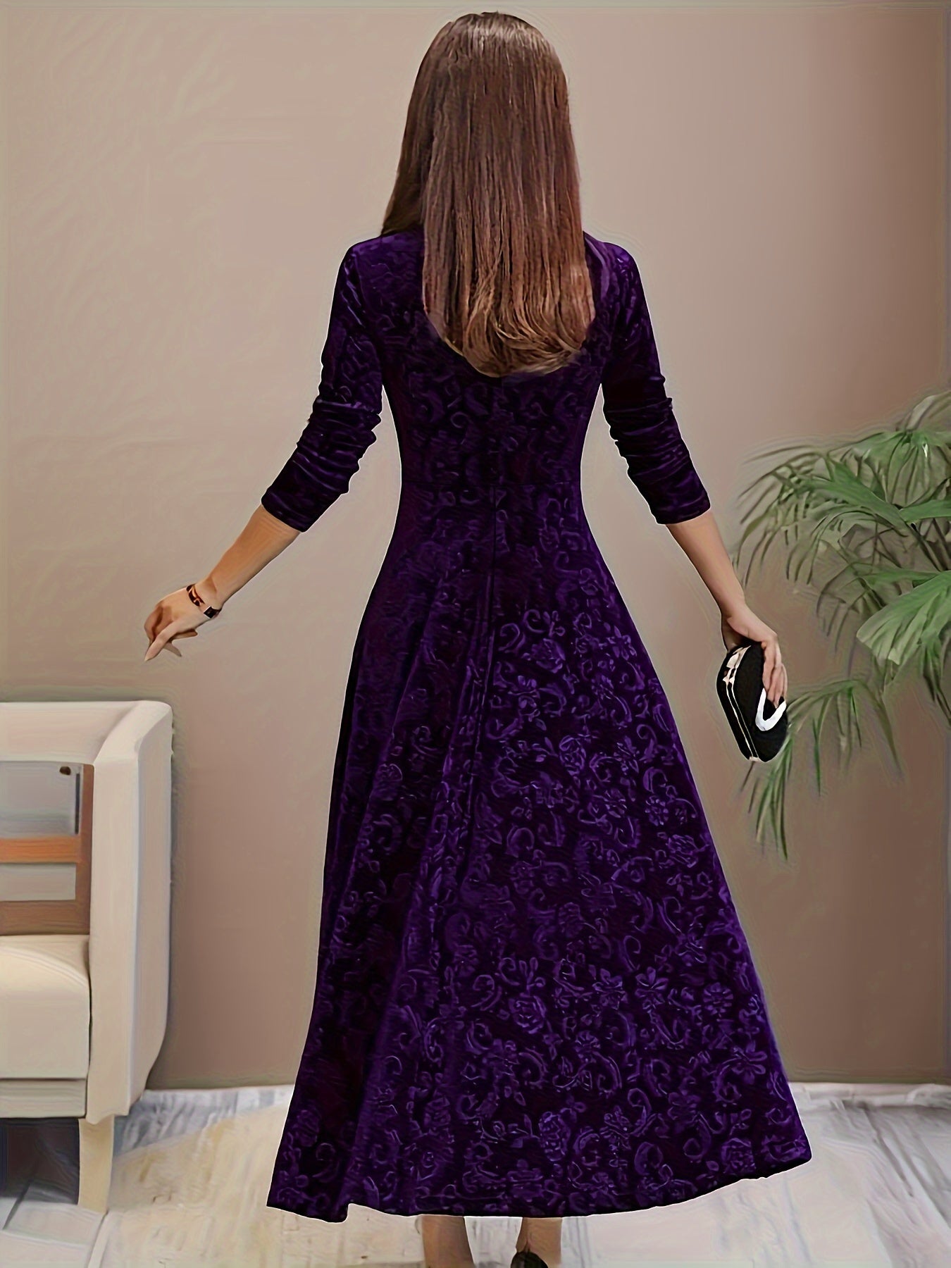 Robe en viscose pour femme VelvetBloom à col carré | Motif floral pour chaque saison