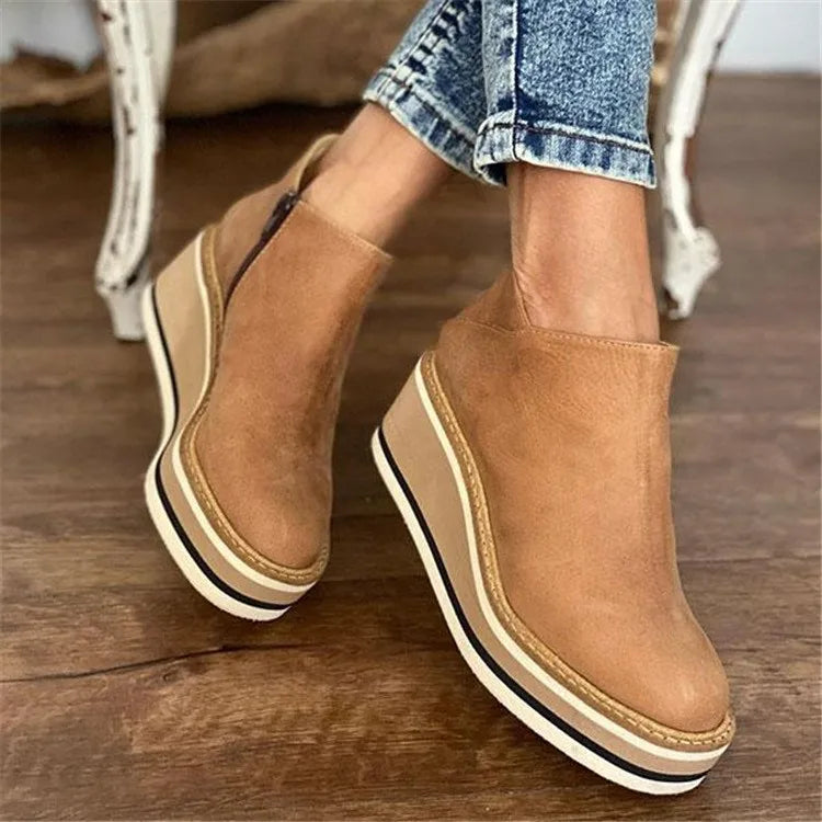 EasyWalk Ergonomic Ankle Boots | Stylish &amp; Comfortable for Every Occasion