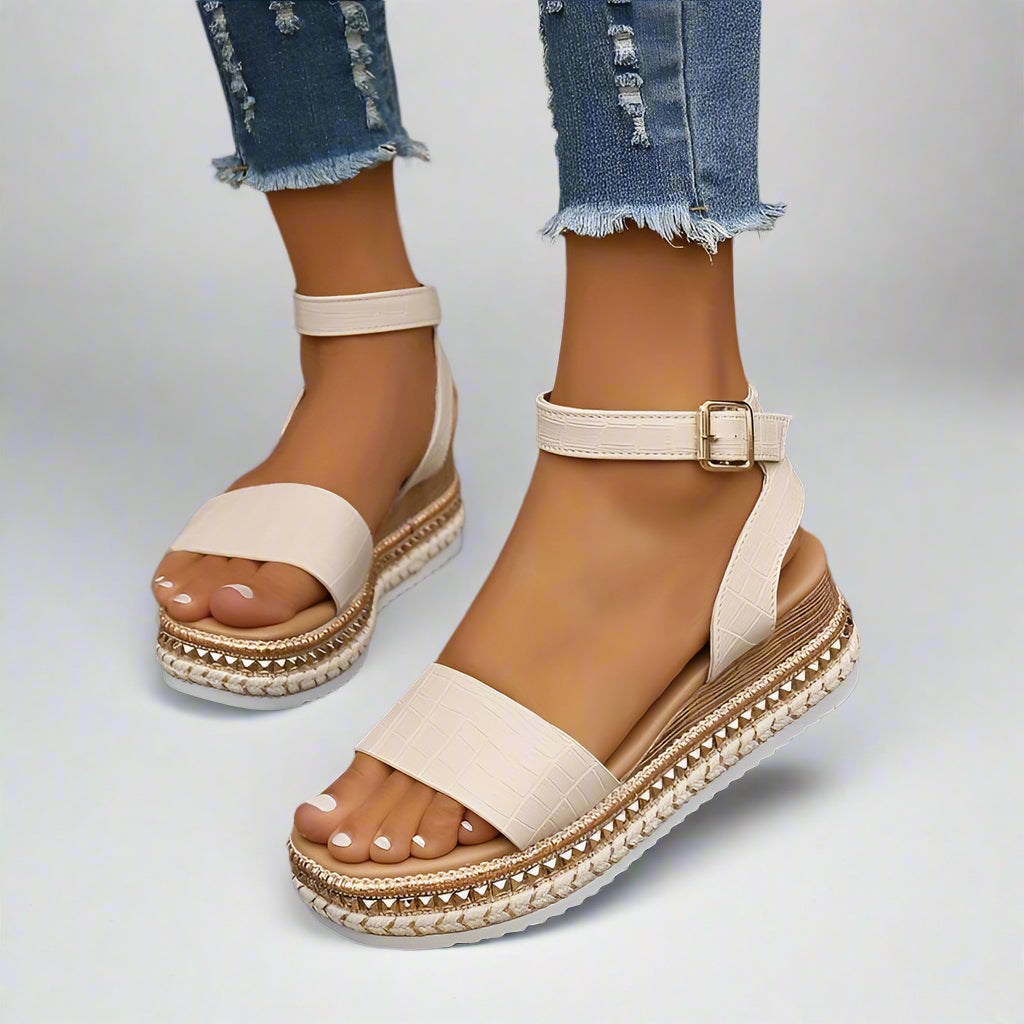 VeraWalk Orthopedic Sandals for Women | Comfortable Summer Sandals | Trendy &amp; Breathable | Perfect for Everyday Wear