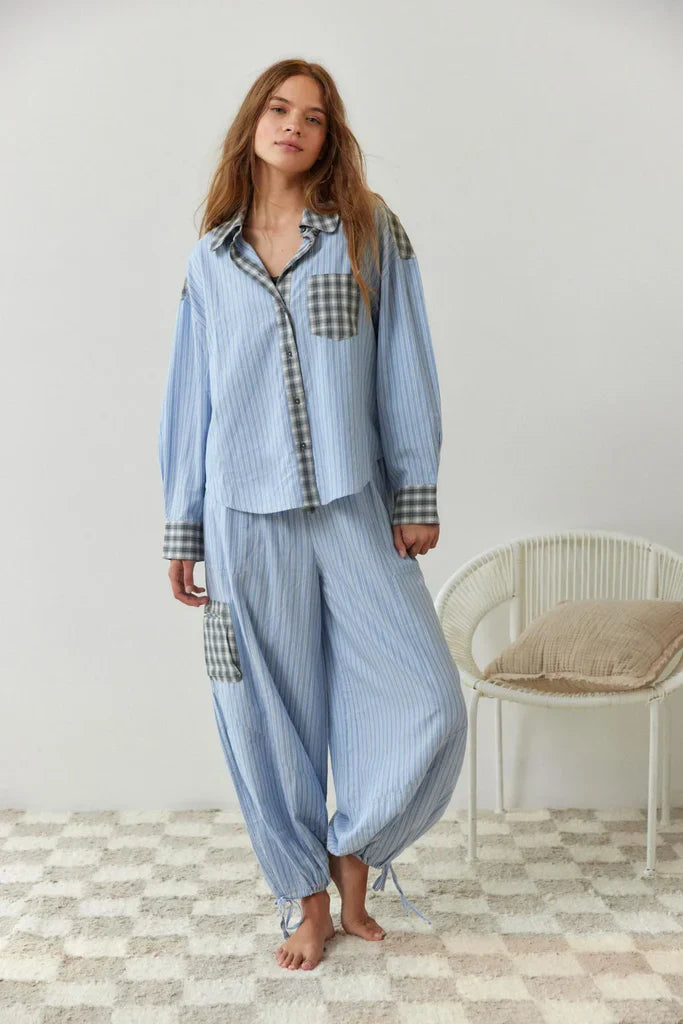 Ensemble pyjama Evangelina avec pantalon et chemise | Confortable et relaxant | Idéal pour une bonne nuit de sommeil