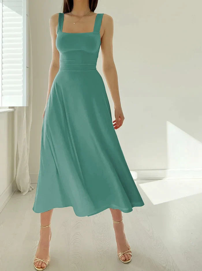 Elandra - Robe courte élégante coupe slim | Bretelles épaisses | Look d'été | Élégant et confortable pour les journées chaudes 