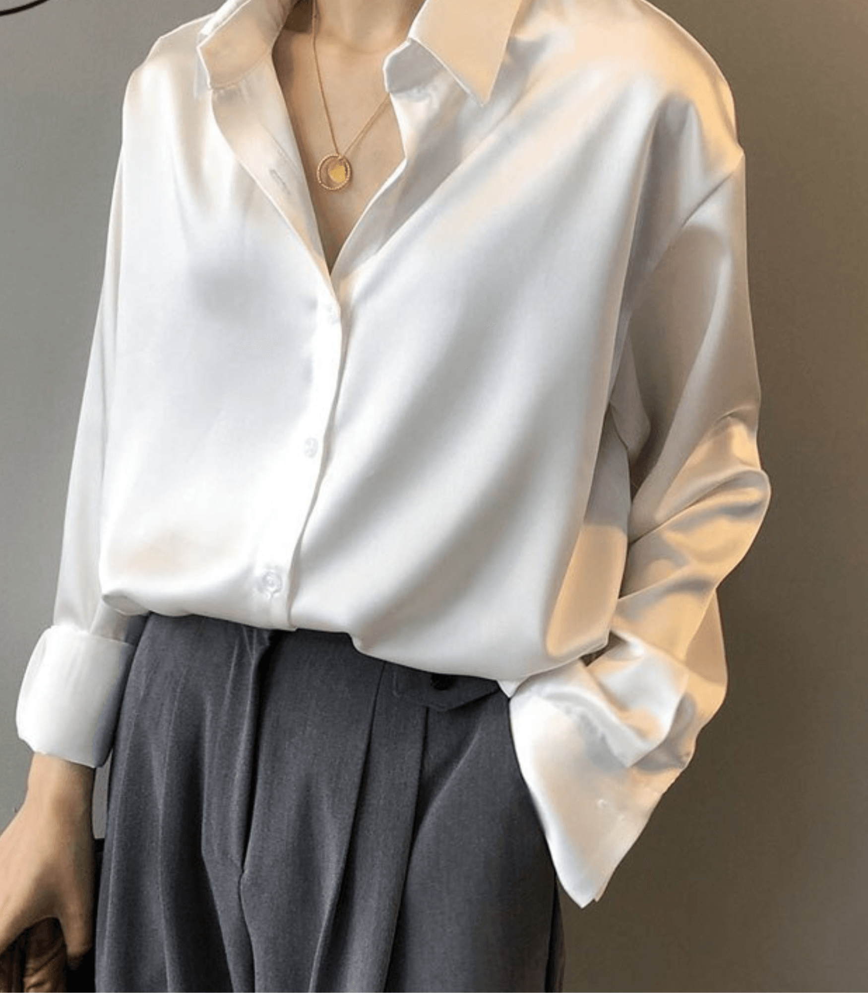 SilkEssence Chemisier élégant en satin de soie | Classique | Boutonné | Parfait pour les tenues d'affaires et de soirée