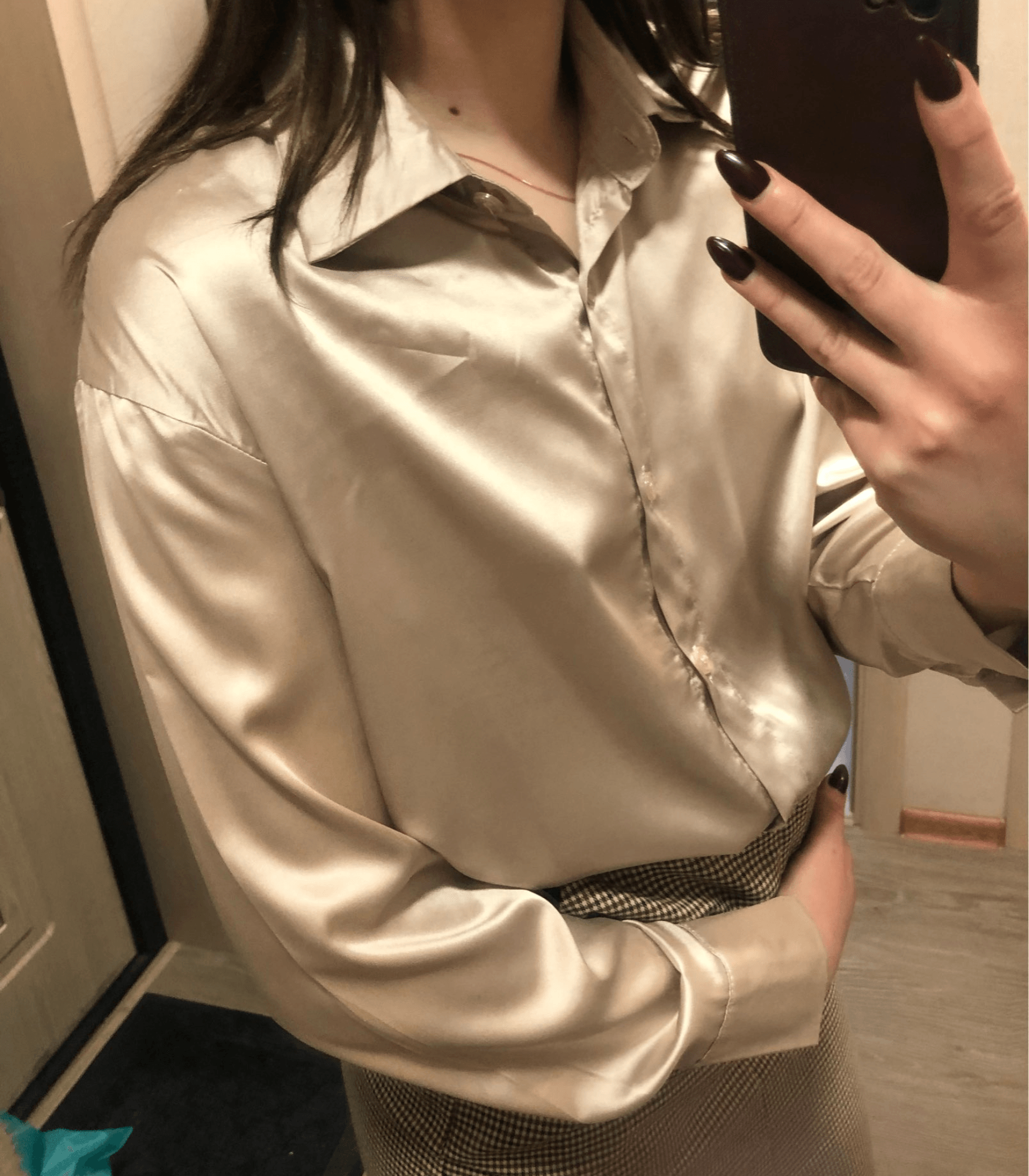 SilkEssence Chemisier élégant en satin de soie | Classique | Boutonné | Parfait pour les tenues d'affaires et de soirée