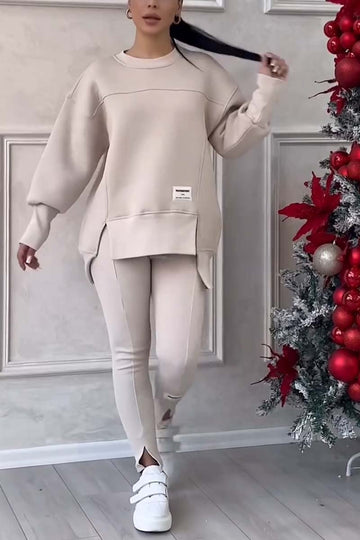 BellaGlow - Elegant sweatshirt and leggings set | Slits at the hem | Comfortable &amp; stylish | Women's sports &amp; leisure outfit