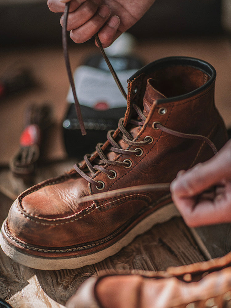 Delyria full-grain leather work boots | Robust moc toe boots for every challenge