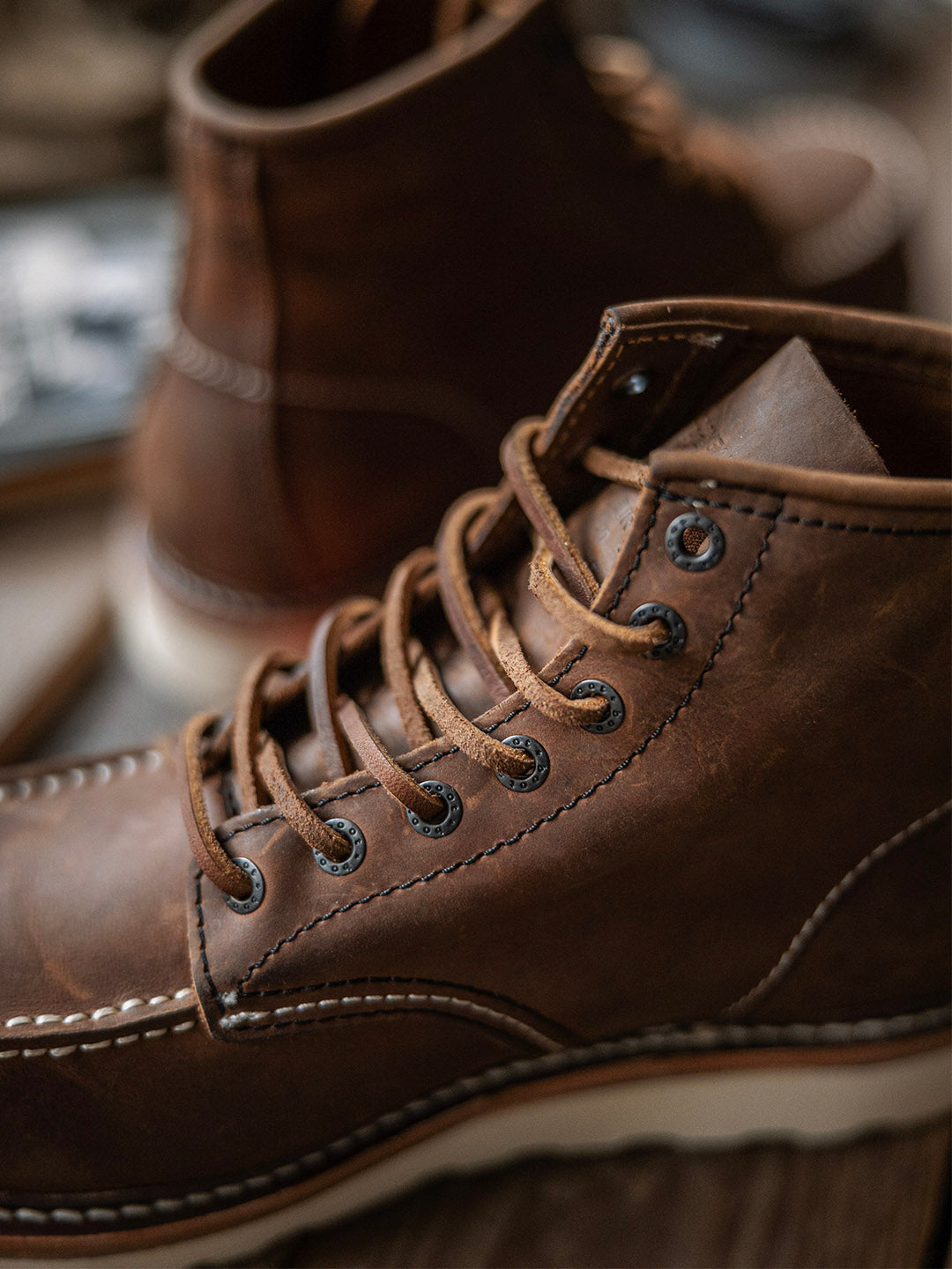 Delyria full-grain leather work boots | Robust moc toe boots for every challenge