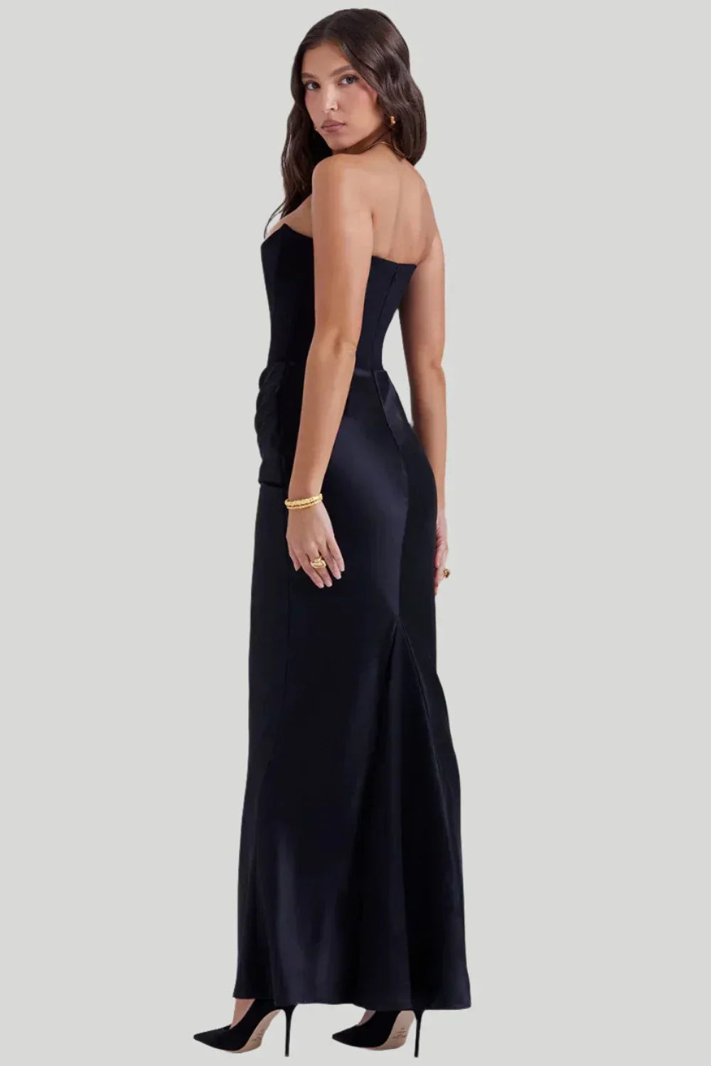 Off-the-shoulder elegant maxi dress for women | Perfect for special occasions