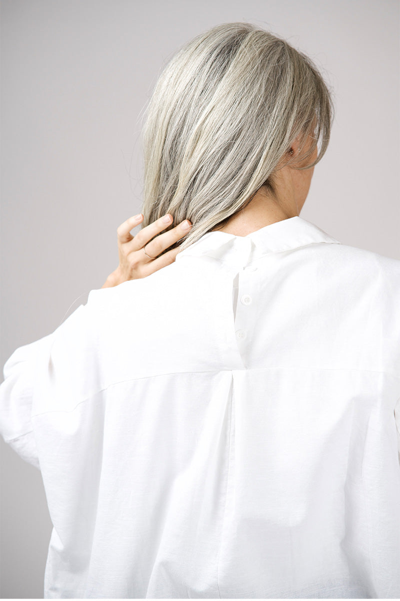 RelaxAura Women's Oversized Shirt | Trendy &amp; Comfortable | Perfect for Leisure &amp; Layering